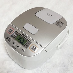 【極美品】象印マホービン 炊飯器 3合 一人暮らし 小容量 極め炊き マイコンタイプ 保温12時間 ホワイト NL-BD05-WAの画像