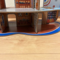 木製　船のおもちゃ　IKEAの画像