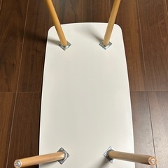 スクエアテーブル（長方形）の画像