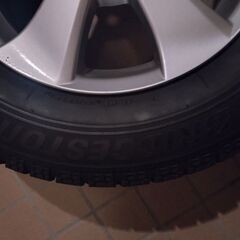 🔶アルファード20 美品！純正ホイール　🔶安心なブリジストン！スタッドレス!4本セット！215.65.16の画像