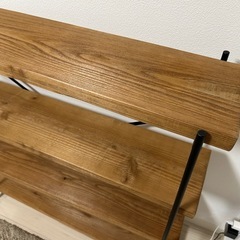 木製ラック　インテリアの画像