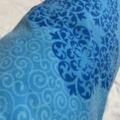 抱き枕  枕  W用枕  23✖️103cm   青の柄  カバー付の画像