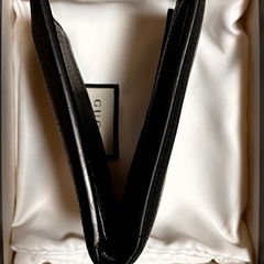 値下げ！グッチ 658681 レザー ロゴ 二つ折り財布 GUCCI 美品 の画像