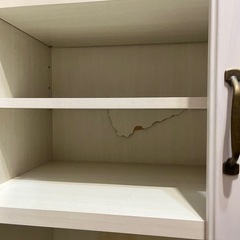 食器棚の上部分
の画像