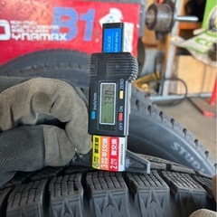 175/65r15 VRX3 2024年製造 15インチ バリ溝 スタッドレス  (ホイールは付属しません)(手渡し限定)  の画像