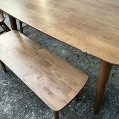 【お取引中】ダイニングテーブルセットの画像