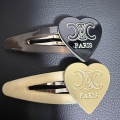 CELINE ノベルティ ヘアピン2個セット500円の画像