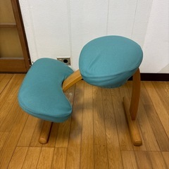 姿勢矯正チェアの画像