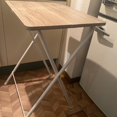 【取引決定】折りたたみ机の画像
