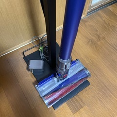 ダイソンV6 コードレスクリーナーセットの画像