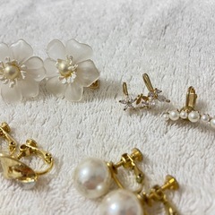 【12/15.18.21午前指定】イヤリング6セット・イヤカフ1セットの画像