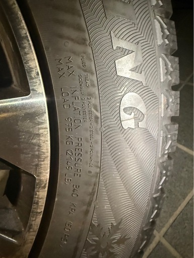 【4本セット】スマートライン　235/60R18  スタッドレス　PCD112  5穴