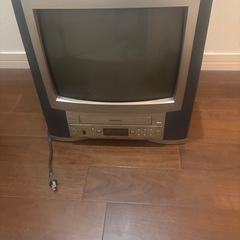 東芝 ブラウン管テレビ VHSビデオ一体型 レトロ家電の画像