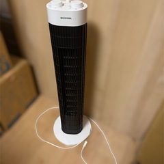 アイリスオーヤマ タワーファン 扇風機の画像