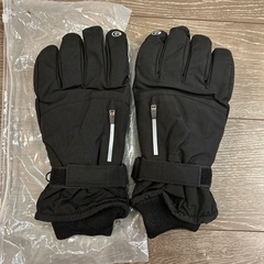 スキーグローブ　新品未使用　黒　シンプル　ブラック　雪遊び　手袋の画像