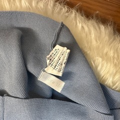 冬服　レディース　パフスリーブ　水色　ニット　セーターの画像