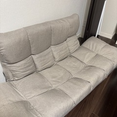 ソファ ベージュの画像