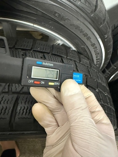 175/65/r15.fit,aqua..,スタッドレスタイヤ