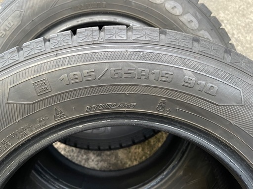 1210-3)はめ替え込み！195/65R15良品グッドイヤースタッドレス中古4本セット！2018年製アイスナビ6