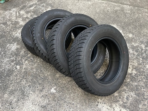 1210-3)はめ替え込み！195/65R15良品グッドイヤースタッドレス中古4本セット！2018年製アイスナビ6