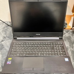 ゲーミングノートパソコンの画像