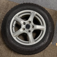 step,noah,voxyスタッドレスタイヤの画像