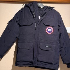 CANADA GOOSE EXPEDITION ダウンジャケット ネイビー xsの画像