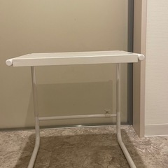 電子レンジ置きの画像