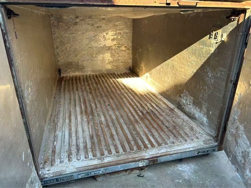 冷凍冷蔵車箱