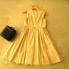 クレイサス　アラベスク柄　お姫様ワンピース　Мサイズ。の画像