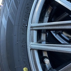 スタッドレスタイヤの画像