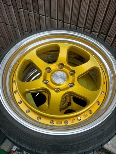 ハイエース EL19インチ