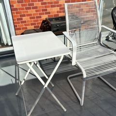 折りたたみテーブル　ハイタイプ　白の画像