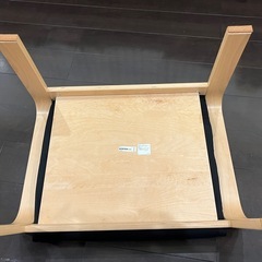 イケア　ポエング　オットマンの画像