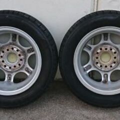 13インチ x 4.5J　12穴マルチピッチ　アルミホイール スタッドレスタイヤの画像