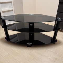 テレビ台　三角形　ガラス製の画像