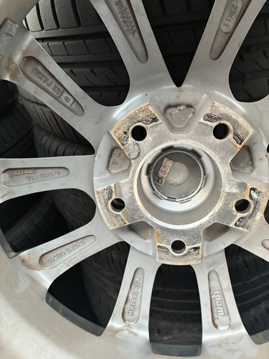 スタッドレスタイヤホイール4本セット225/60R17