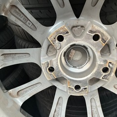 スタッドレスタイヤホイール4本セット225/60R17の画像