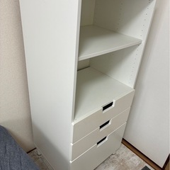 ホワイト小物棚の画像