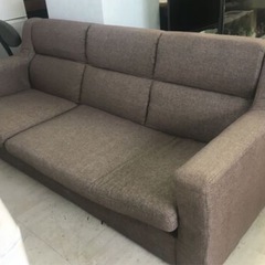 ★3人掛け　布張りソファ ロータイプ★の画像