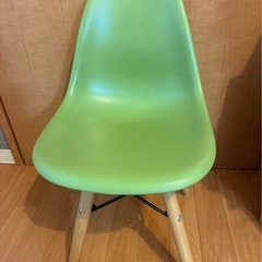 【美品】イームズチェア　リプロダクト　シェルチェア　グリーン 【サーモンピンク、グリーン】の画像