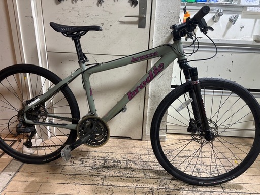 BRODIE BRUZZA マウンテンバイクフロントカーボン仕様 BRODIE BRUZZA マウンテンバイクフロントカーボン仕様 DISK 小売業者