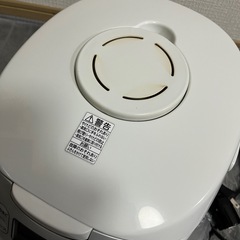 使用感あり　東芝 2015年製 炊飯器 5.5合炊きの画像