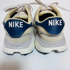 NIKE ナイキ ウィメンズ PHOENIX WAFFLE スニーカー　23.5  の画像