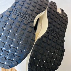 NIKE ナイキ ウィメンズ PHOENIX WAFFLE スニーカー　23.5  の画像