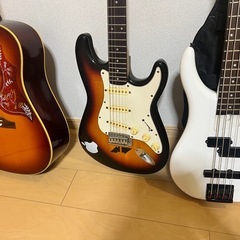 ギター3本の画像