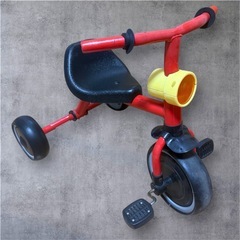 【無料でお譲りします‼︎】三輪車の画像