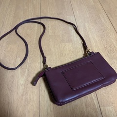 ハシュアシュ HUSHUSHのショルダーの画像