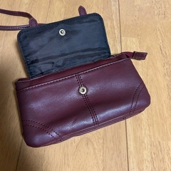 ハシュアシュ HUSHUSHのショルダーの画像