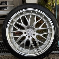 ロクサーニマルチフォルケッタ19インチタイヤセットの画像